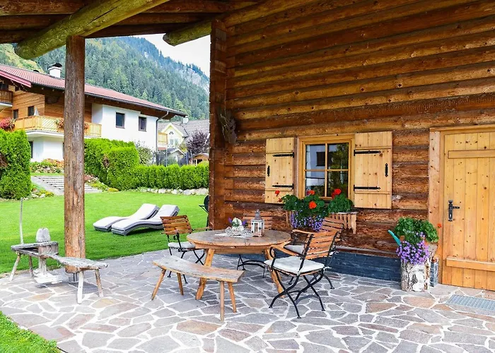 Chalet Almchalet Alpenflora *